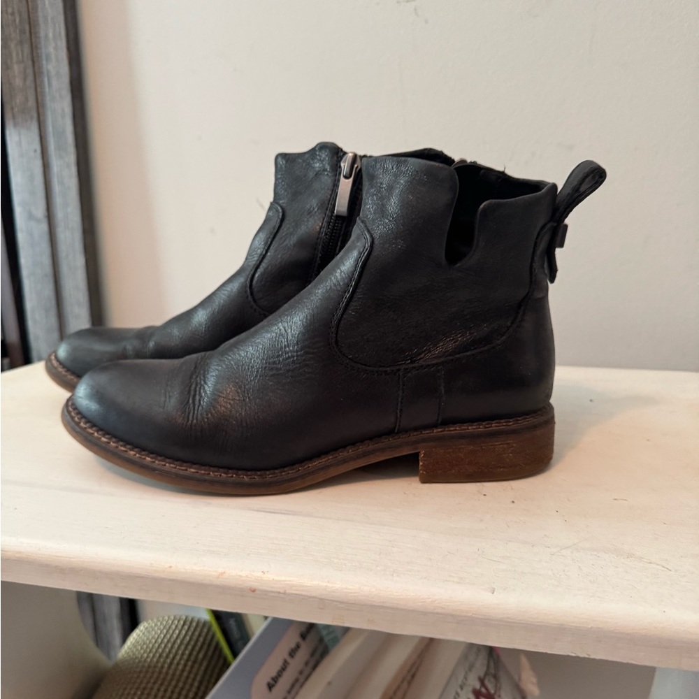 Franco Sarto Black Leather Boots